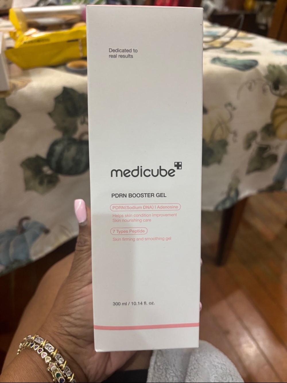 Medicube PDRN Booster Gel – Pink & White Skin Nourishing Serum